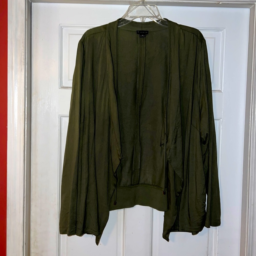 Beautiful olive green jacket!